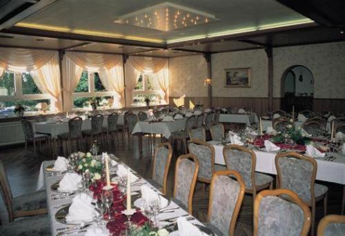 Hotel-Restaurant Schmachtenbergshof Essen Esterno foto