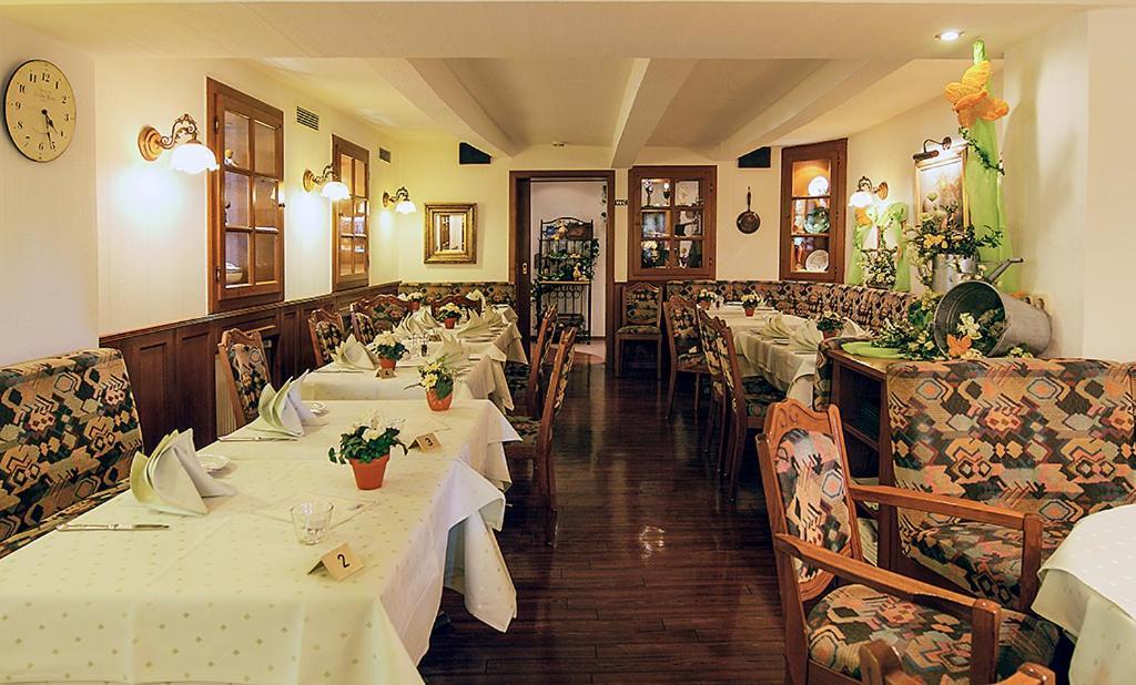 Hotel-Restaurant Schmachtenbergshof Essen Esterno foto